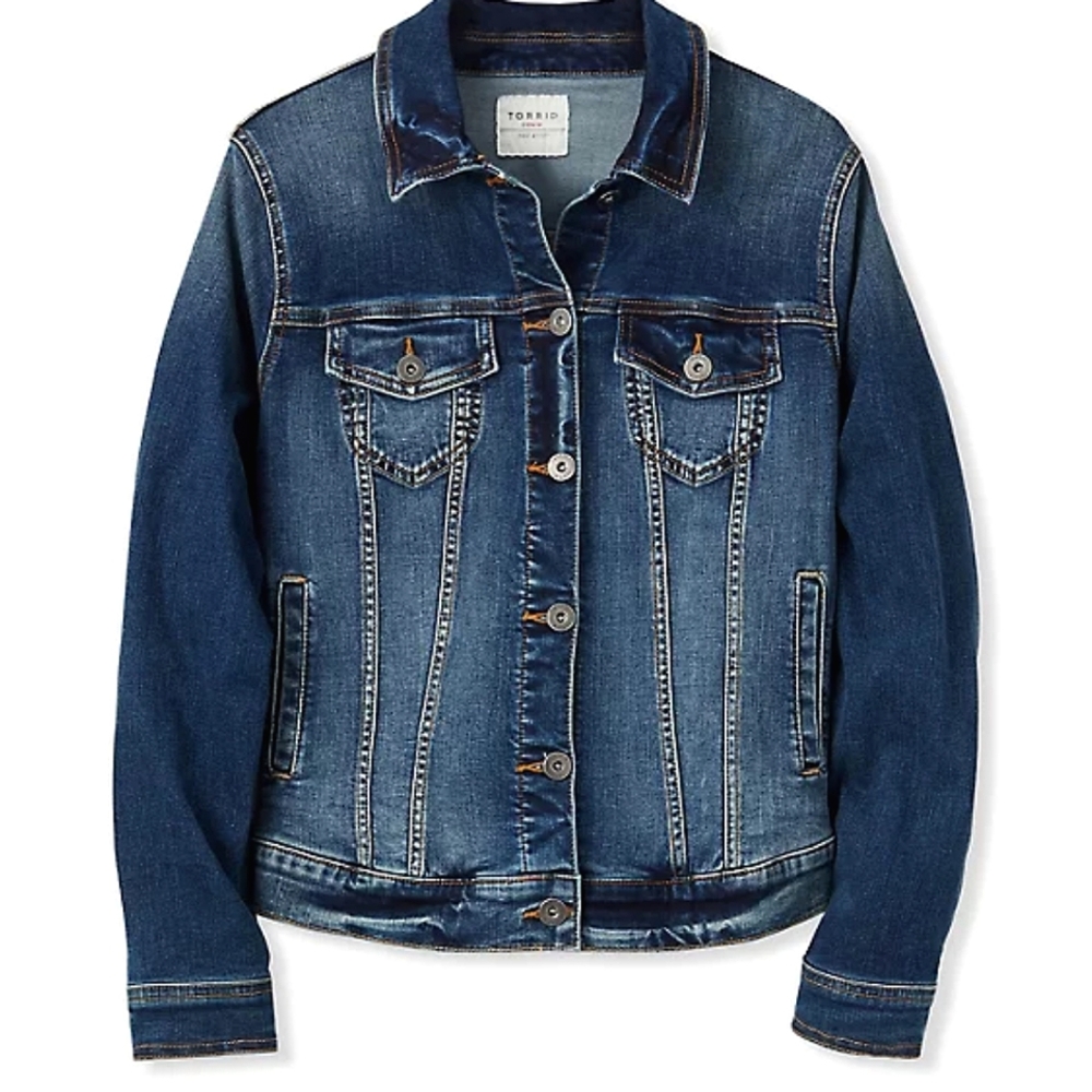 Torrid size 3 (standard size 22/24) Denim Trucker Jacket- Medium Wash